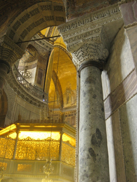 column detail