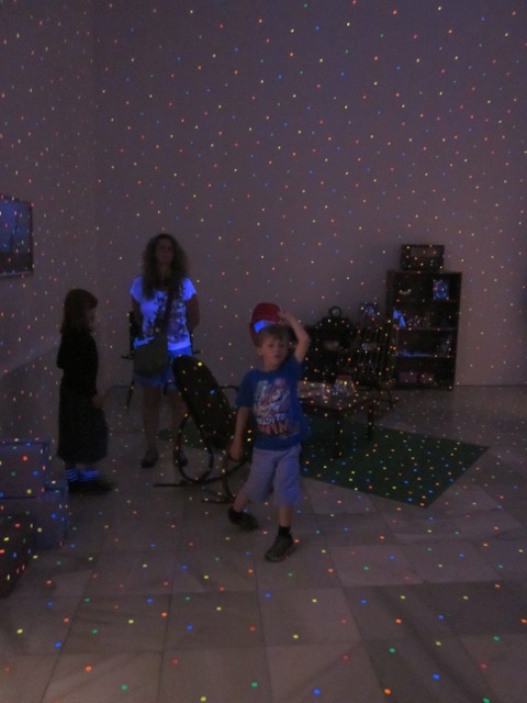 Room of dots