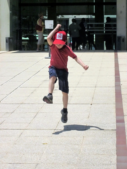 Eero jumping